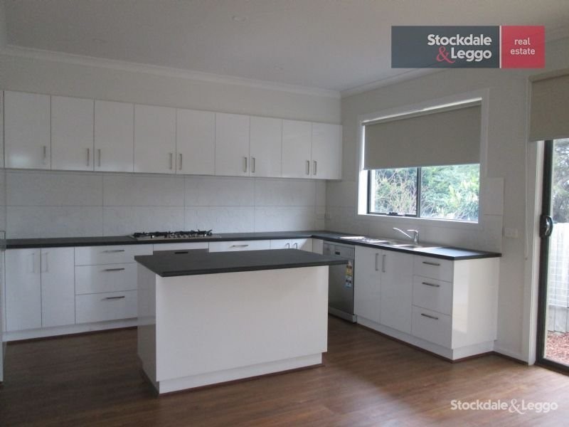 2/54 Hayes Avenue, Rosebud VIC 3939