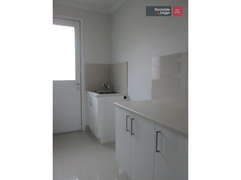 2/54 Hayes Avenue, Rosebud VIC 3939