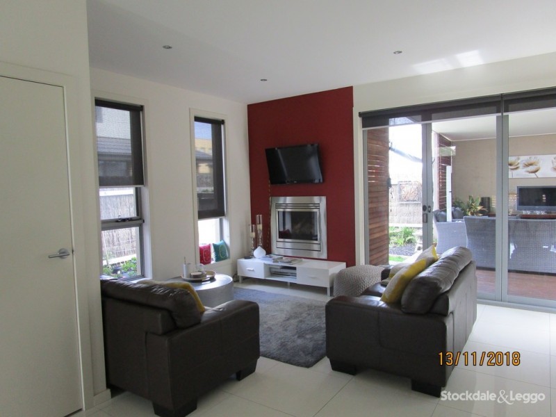 1/85 Dromana Parade, Safety Beach VIC 3936