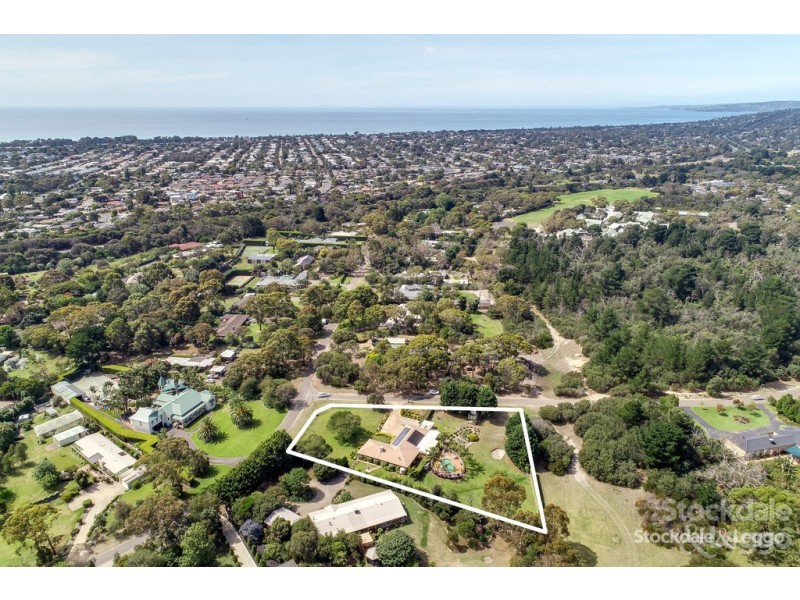 76 Lockhart Drive, Rosebud VIC 3939