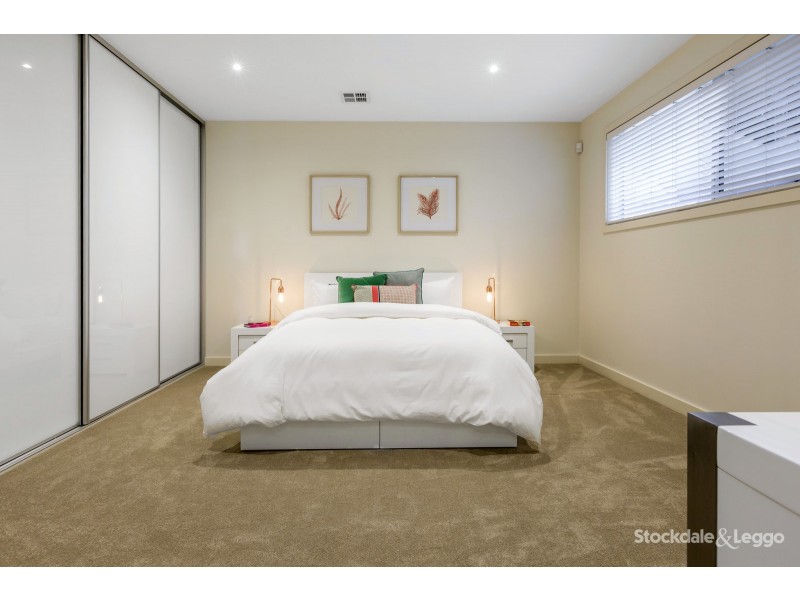 22 Ocean Grove, Mount Eliza VIC 3930