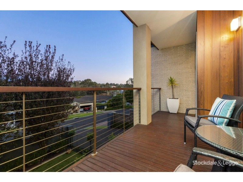 22 Ocean Grove, Mount Eliza VIC 3930