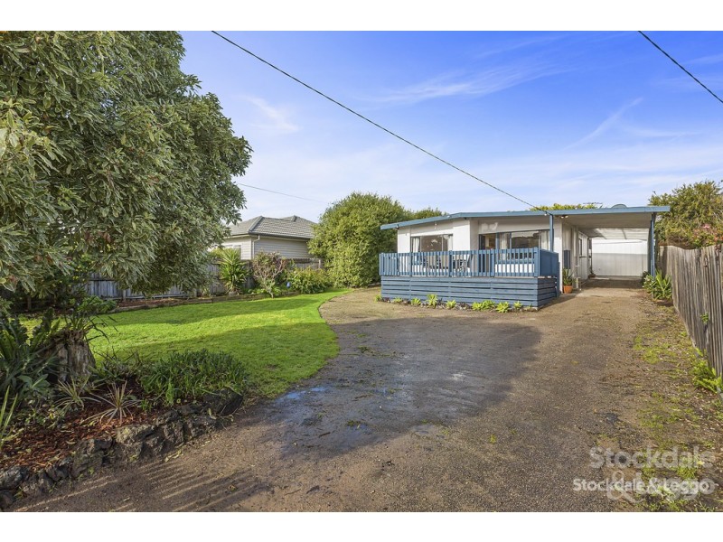 7 Walpole Avenue, Rosebud VIC 3939
