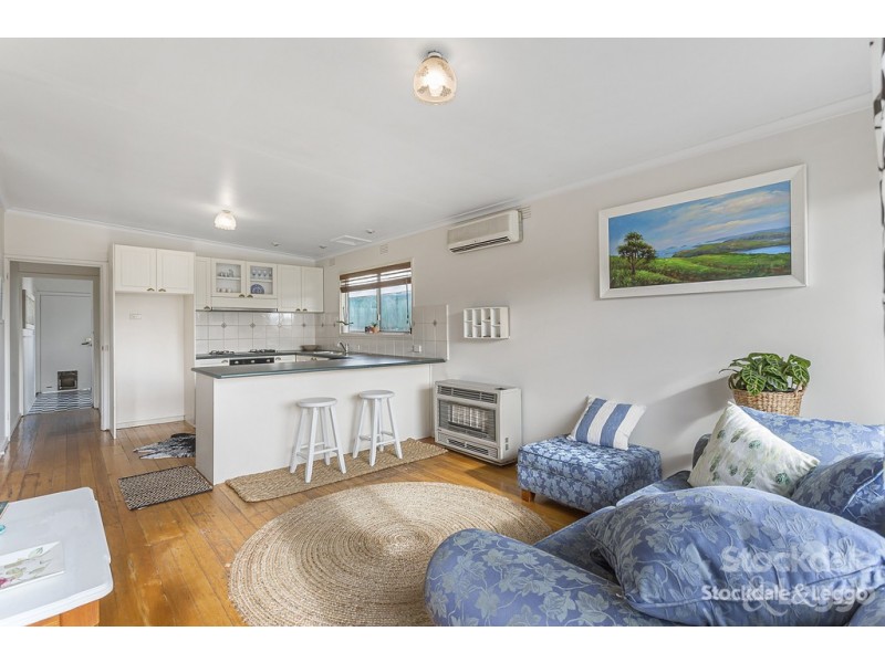 7 Walpole Avenue, Rosebud VIC 3939