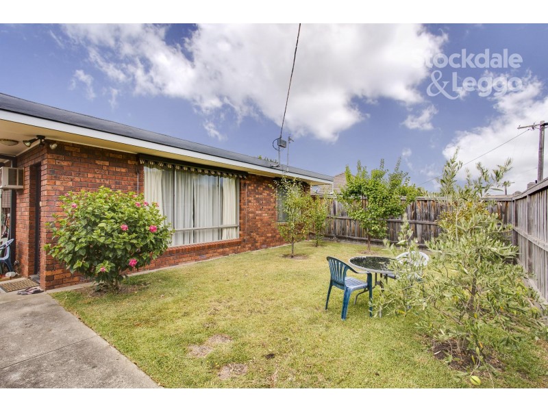 1/5 Joan Avenue, Dromana VIC 3936