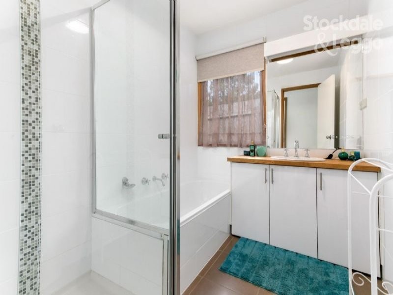 10 Rollings Close, Rosebud VIC 3939