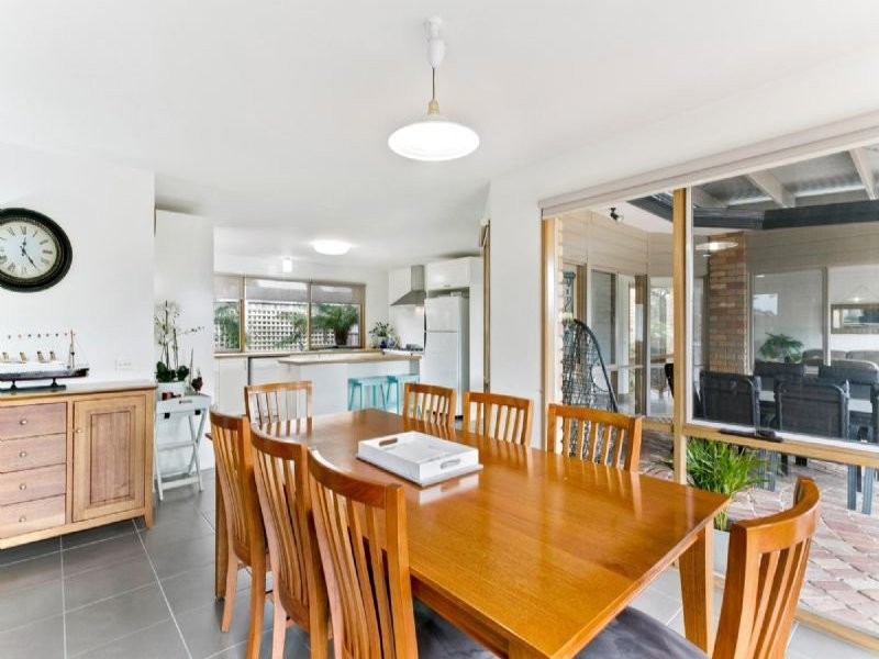 10 Rollings Close, Rosebud VIC 3939