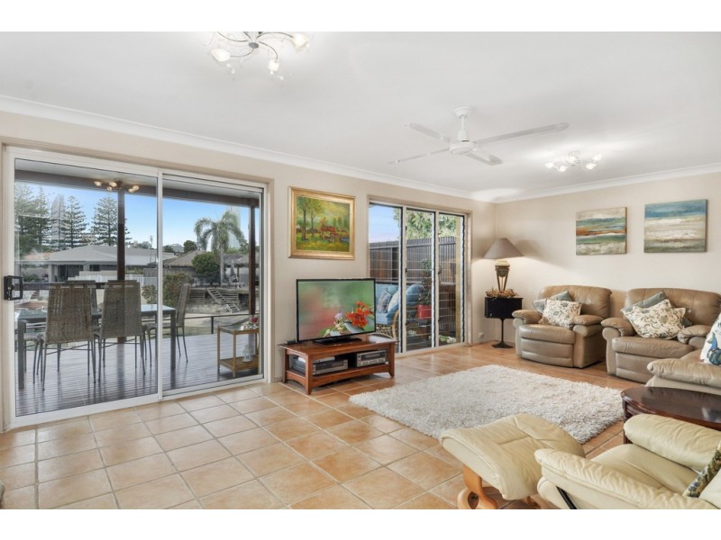 51 Gibraltar Drive, Surfers Paradise QLD 4217