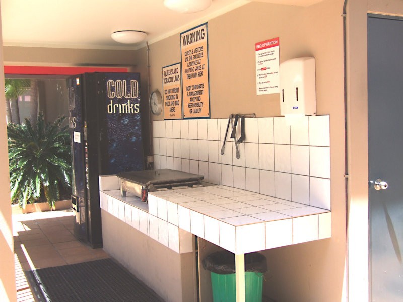 9/21-25 Peerless Avenue, Mermaid Beach QLD 4218