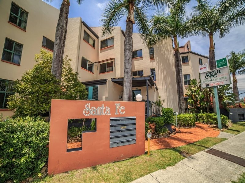 5/7-9 Robert Street, Labrador QLD 4215