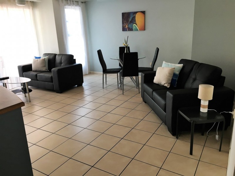 5/7-9 Robert Street, Labrador QLD 4215