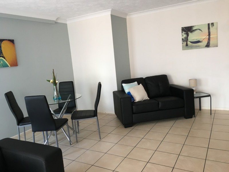 5/7-9 Robert Street, Labrador QLD 4215