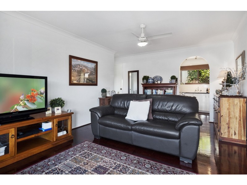 2/58 Blake Street, Southport QLD 4215