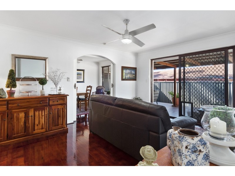 2/58 Blake Street, Southport QLD 4215