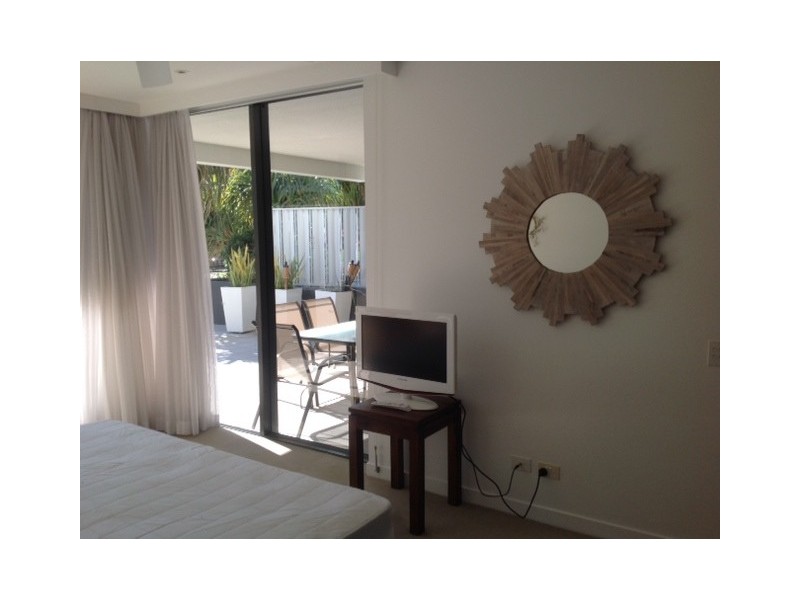 2104/323 Bayview Street, Hollywell QLD 4216