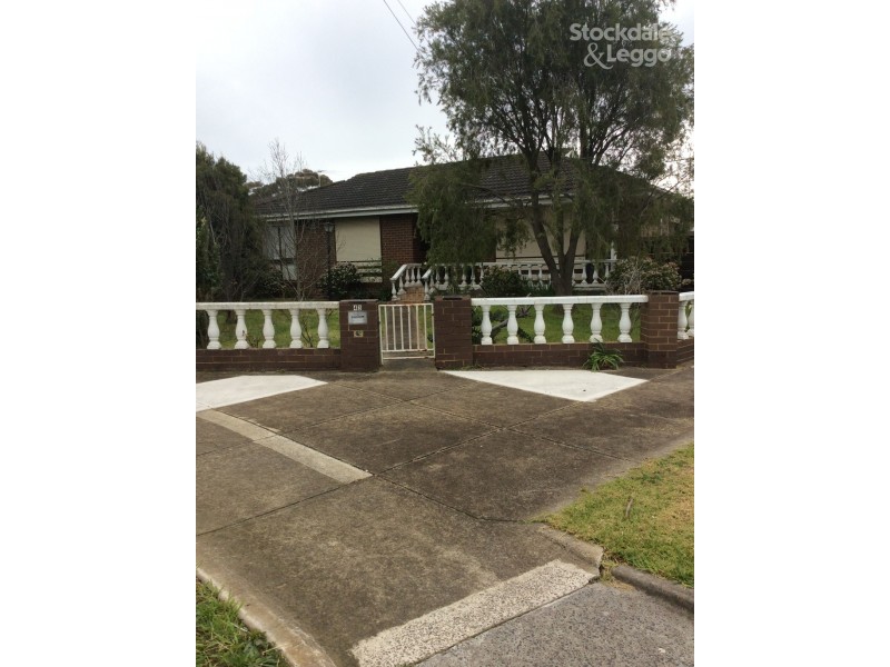 43 Elmhurst Road, Gladstone Park VIC 3043