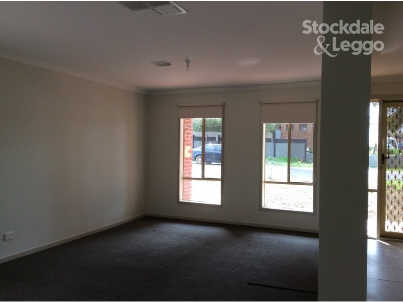 11 Serendip Crescent, Greenvale VIC 3059