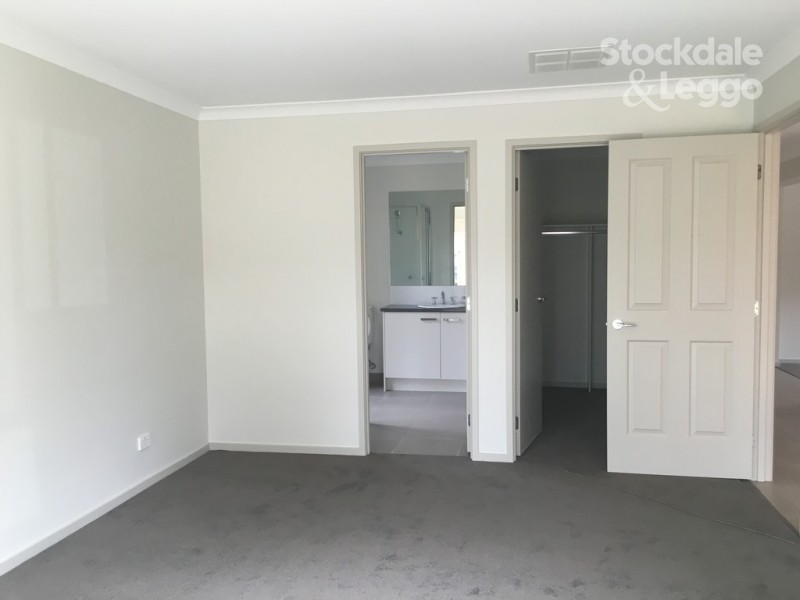 11 Serendip Crescent, Greenvale VIC 3059