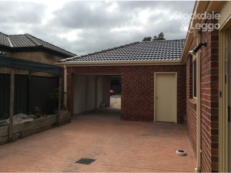 11 Serendip Crescent, Greenvale VIC 3059