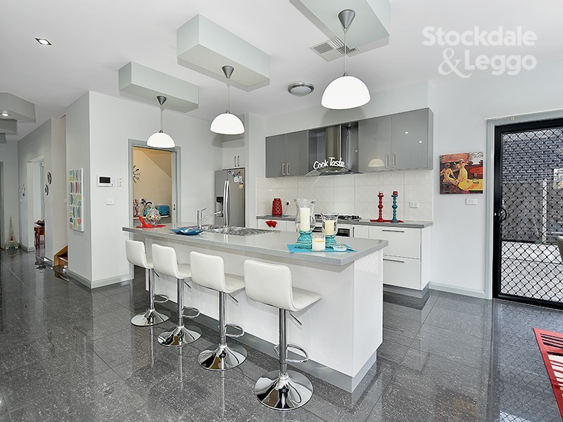 3 Cavell Drive, Craigieburn VIC 3064