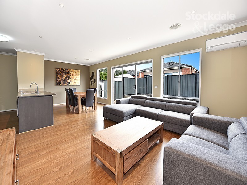 35 Cockatiel Circuit, Craigieburn VIC 3064