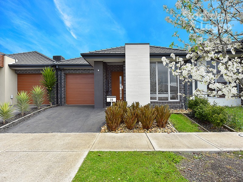 35 Cockatiel Circuit, Craigieburn VIC 3064