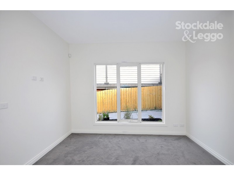 4/7 Avion Place, Westmeadows VIC 3049