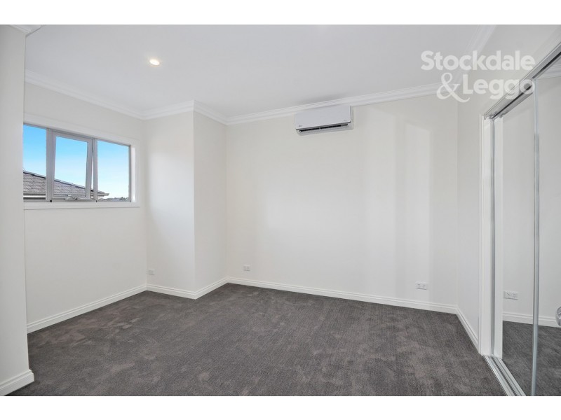 4/7 Avion Place, Westmeadows VIC 3049