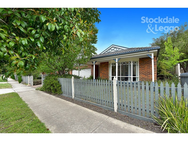 4 Liverpool Circuit, Craigieburn VIC 3064