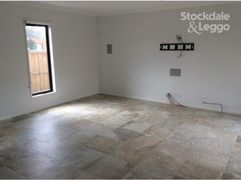 5 Turion Drive, Mickleham VIC 3064