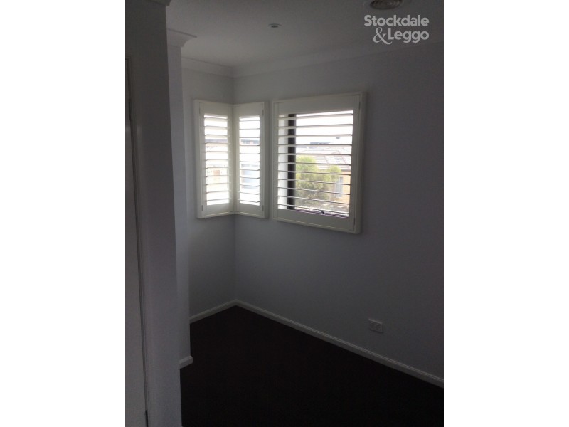 5 Turion Drive, Mickleham VIC 3064