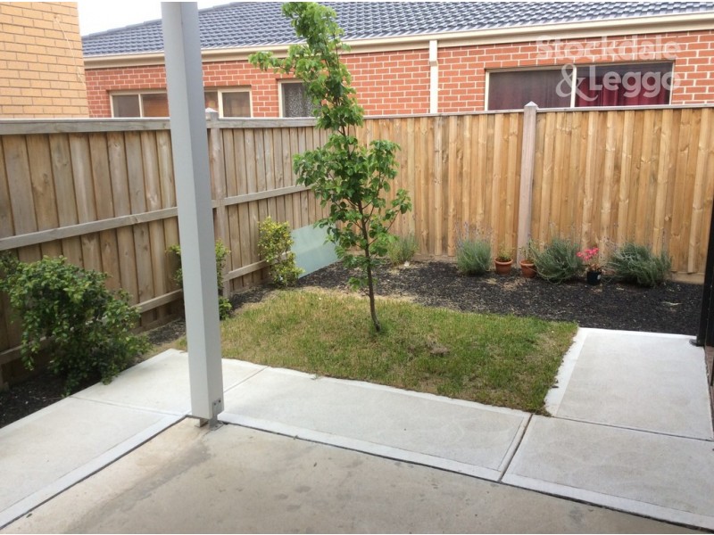 5 Turion Drive, Mickleham VIC 3064