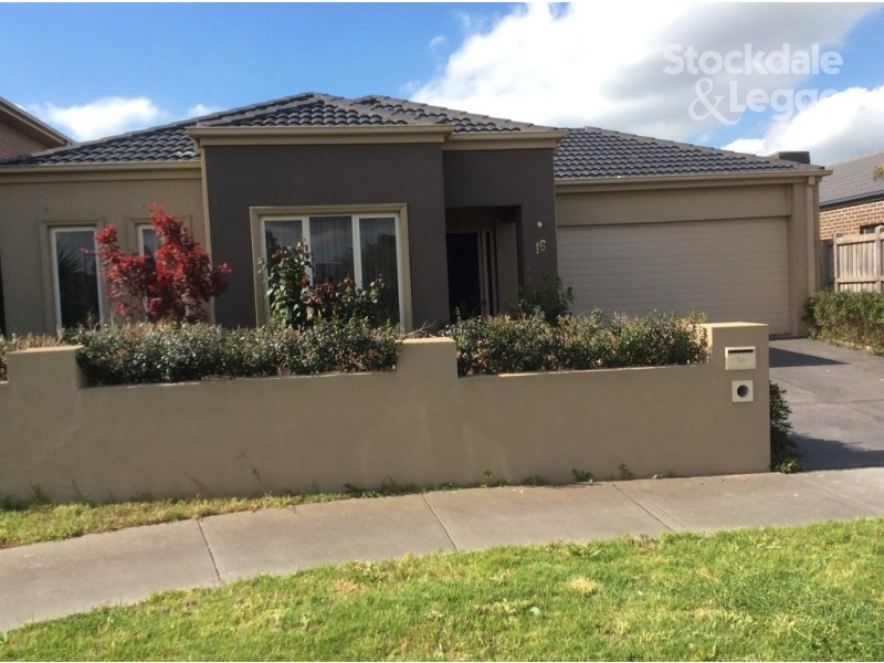 16 Kelso Street, Craigieburn VIC 3064