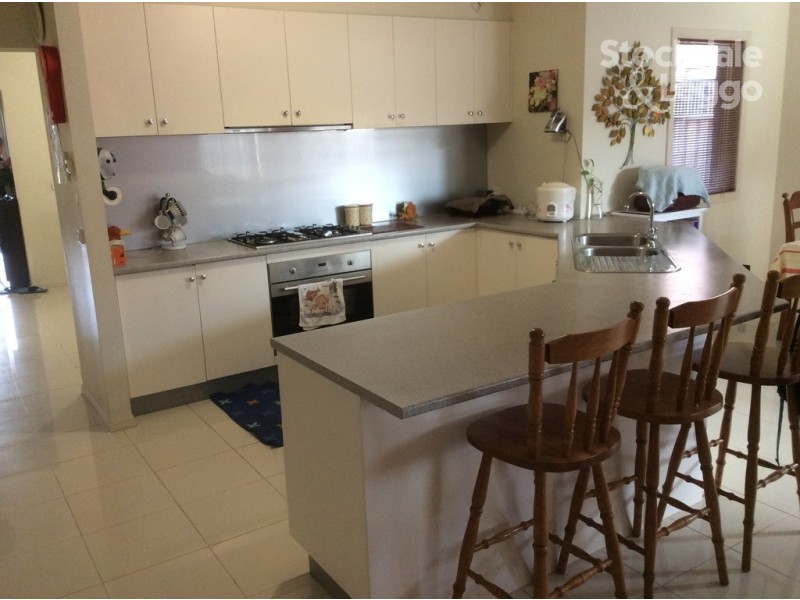 16 Kelso Street, Craigieburn VIC 3064