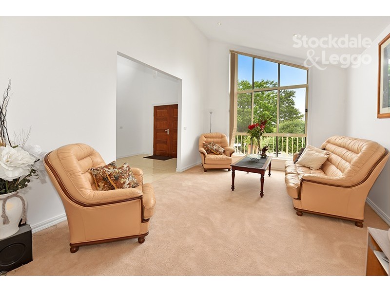 44 Royal Terrace, Craigieburn VIC 3064