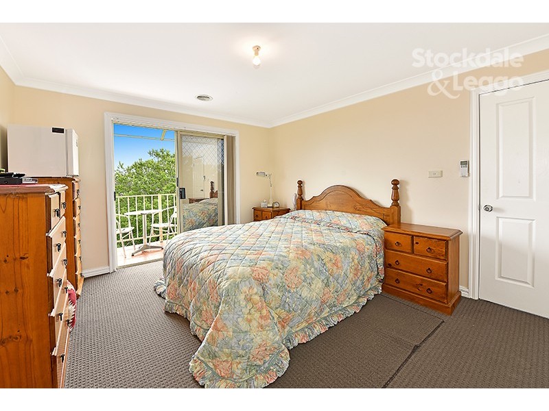 44 Royal Terrace, Craigieburn VIC 3064