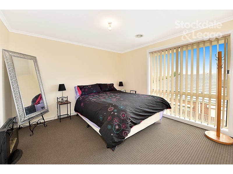 44 Royal Terrace, Craigieburn VIC 3064