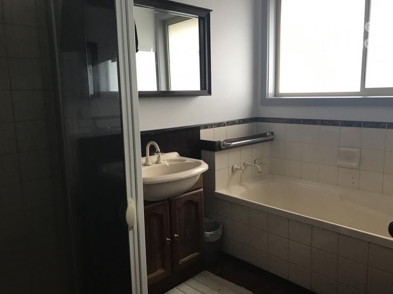 7 Fleetwood Court, Gladstone Park VIC 3043