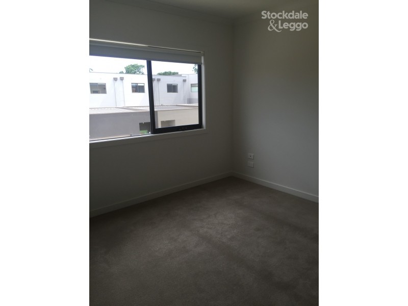 67-1/15 Beddison Road, Craigieburn VIC 3064