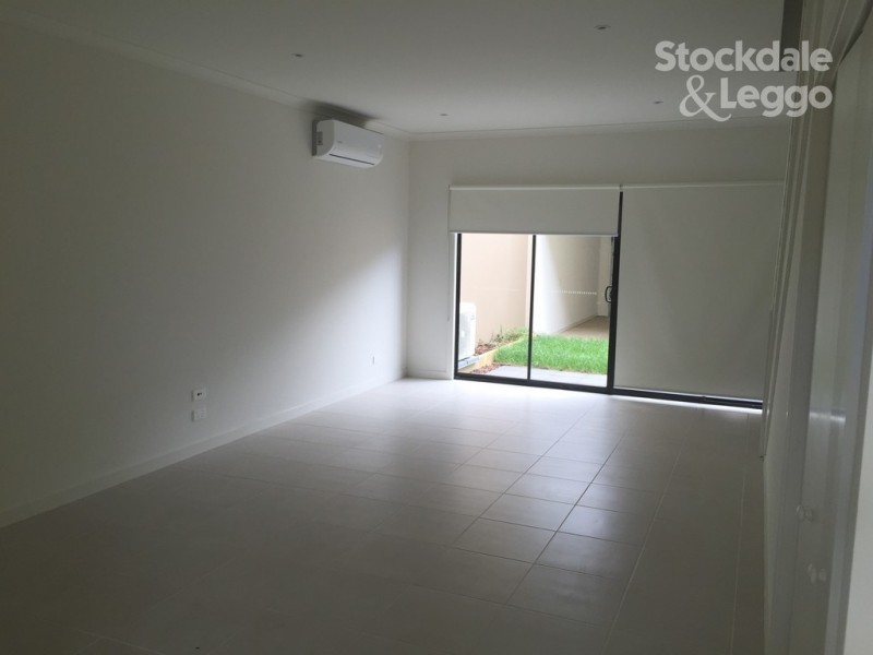 67-1/15 Beddison Road, Craigieburn VIC 3064