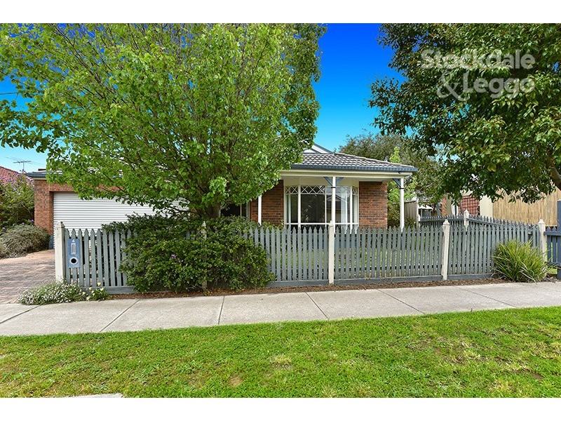 4 Liverpool Circuit, Craigieburn VIC 3064