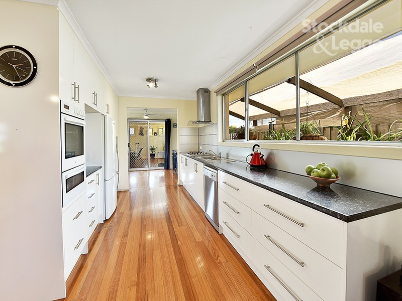 80 South Circular Road, Gladstone Park VIC 3043