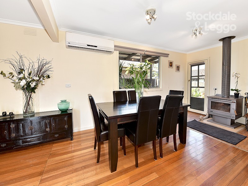 80 South Circular Road, Gladstone Park VIC 3043
