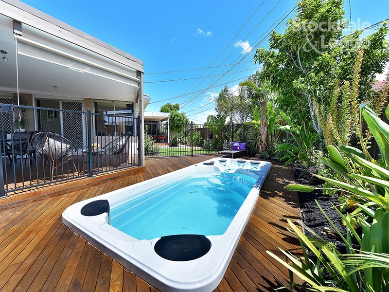 80 South Circular Road, Gladstone Park VIC 3043