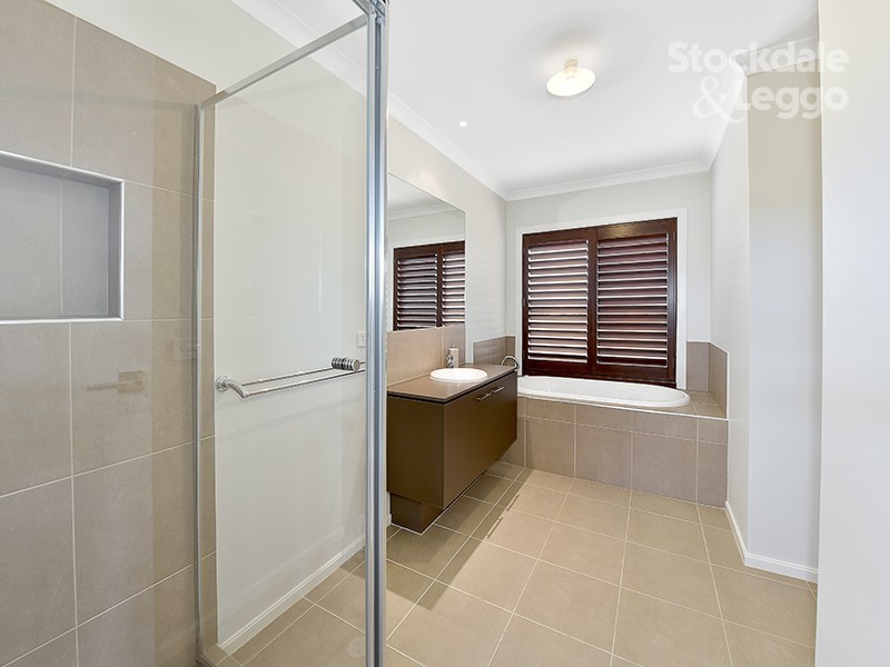 Hidden Valley VIC 3756