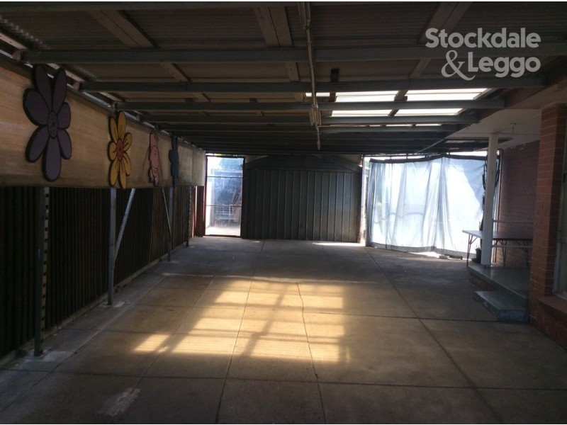 50 Felstead Avenue, Sunshine VIC 3020