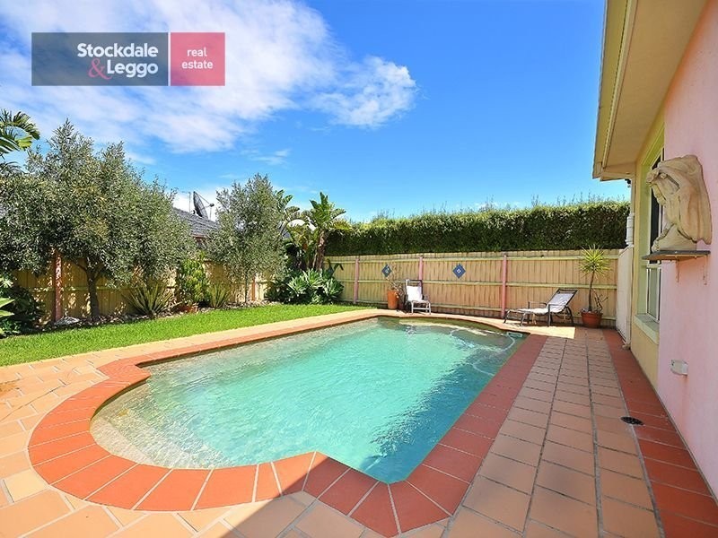 3 Lewiston Grove, Greenvale VIC 3059