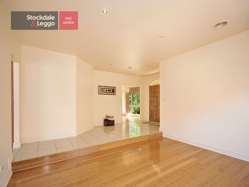 3 Lewiston Grove, Greenvale VIC 3059