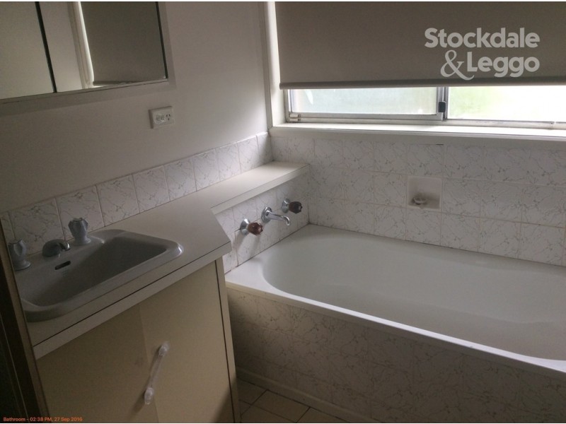 293 Carrick Drive, Gladstone Park VIC 3043