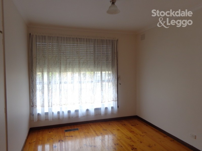 13 Tangemere Avenue, Tullamarine VIC 3043